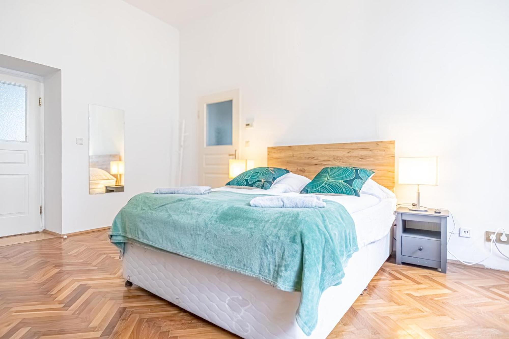 Convenient 3-br Shared Apt, 15 Min To Landstrasse Hub Wien